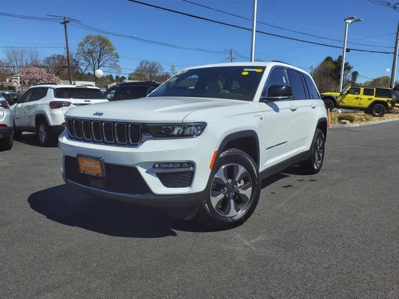 2022 Jeep Grand Cherokee 4xe 4xe Bright White Clearcoat, Lynnfield, MA